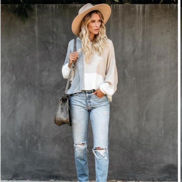 Vici Colorblock Sweater - Picture 2 of 9